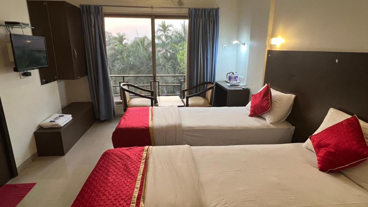 Resort Silver Hills Lonavla Exterior foto