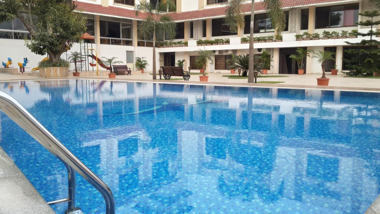 Resort Silver Hills Lonavla Exterior foto